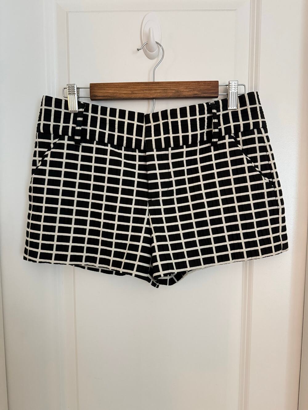 Alice + Olivia Grid Pattern Geometric Preppy Academia Shorts Size 6